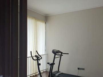 Dijual Rumah Renov, Depan Taman Kebayoran Sektor 7 - WD 2812