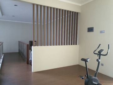 Dijual Rumah Renov, Depan Taman Kebayoran Sektor 7 - WD 2812