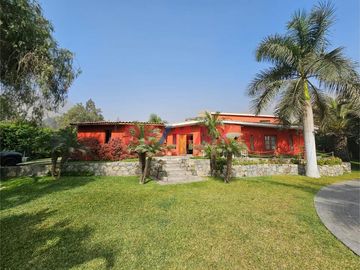 Se Vende Linda Casa De Campo En Urb. Califonia Chaclacayo