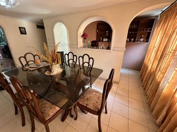 casa en venta en ciudad jardín. Cod V106046