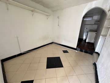 casa en venta en ciudad jardín. Cod V106046