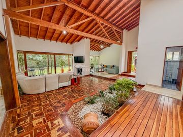 casa en arriendo en loma el chocho. Cod A777293