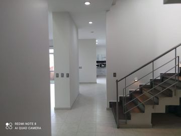 ¡¡¡Hermosa casa en venta a 25 minutos de Santa Fe!!!
