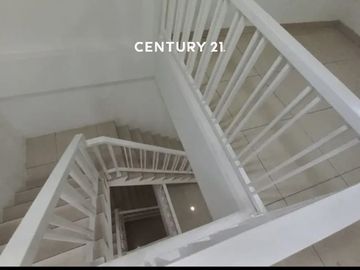 Rumah Modern 25 Lantai Dalam Cluster Di Jakbar DL 18684