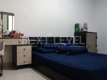 Rumah SHM 1,5 Lantai Siap Huni di Nusa Sari Utara Cimahi | LT 188 m² LB 210 m²