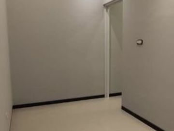 Rumah Sutorejo Utara BARU GRESS hadap selatan