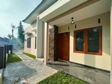 Rumah Baru Hook Dekat Pleret Bantul