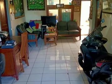 Rumah cihanjuang raya dekat UNAI Parongpong Bandung Barat