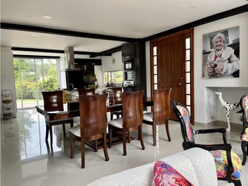 Venta de casa campestre en Guarne