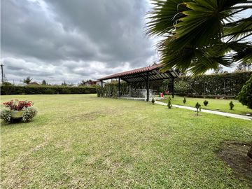 Venta de casa campestre en Guarne
