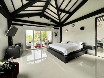 Venta de casa campestre en Guarne