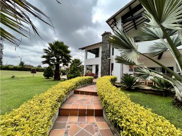 Venta de casa campestre en Guarne
