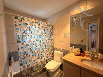 Casa en venta de 4 dorm. en PIEDRA ROJA CHICUREO Colina