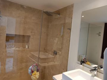 casa en arriendo/venta en tejares de san fernando. Cod V107827