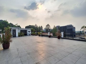 Gedung 3 Lantai Dijual Cepat Lokasi Komersial Premium Di Sentul