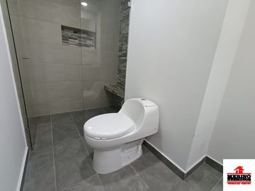 apartamento en arriendo en el poblado. Cod A6773