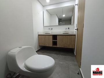 apartamento en arriendo en el poblado. Cod A6773