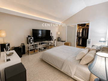 Rumah Cantik Rapih 2 Lantai Di Jaksel Wt 14726