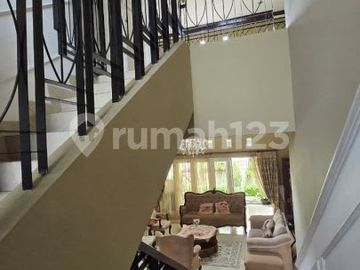 Jarang Ada Rumah Cantik Mewah di Puspitaloka BSD