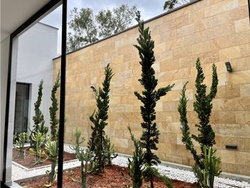 Venta de casa campestre en Llanogrande