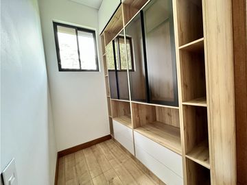 Venta de casa campestre en Llanogrande
