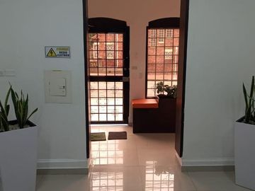 oficina en arriendo en teusaquillo. Cod A5004