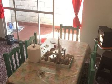 Casa PH en venta en Remedios de Escalada Oeste