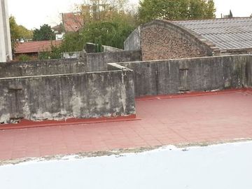 Casa PH en venta en Remedios de Escalada Oeste