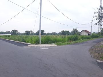 Hunian Etnik Pintu Gebyok Hanya 200 Jt-an di Kawasan Sunrise Property