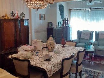 Chalet 3 ambientes con cochera en venta, Bernal !!!! EXCELENTE UBICACION !!!!