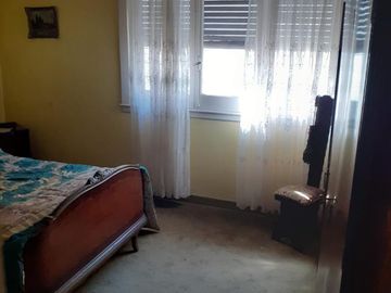 Chalet 3 ambientes con cochera en venta, Bernal !!!! EXCELENTE UBICACION !!!!
