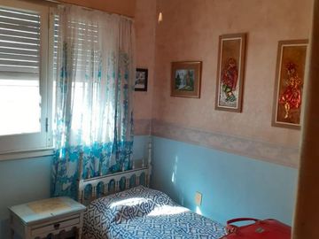Chalet 3 ambientes con cochera en venta, Bernal !!!! EXCELENTE UBICACION !!!!