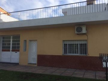 Casa en venta en Ramos Mejia Sur