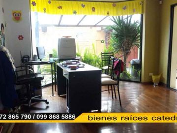 Casa de venta en Av. González Suárez ( Fybeca ) – código:16343