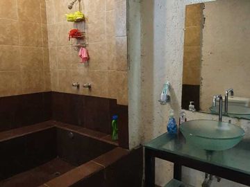 Lomas de San Lorenzo, Casa en Venta