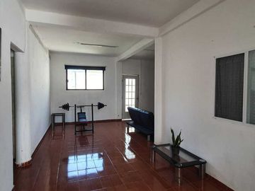 Lomas de San Lorenzo, Casa en Venta