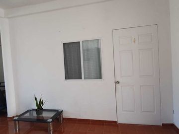 Lomas de San Lorenzo, Casa en Venta