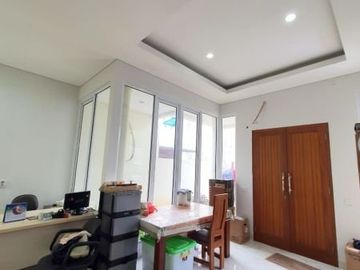 Rumah 2 lantai dalam townhouse pangkalan jati dekat tol andara
