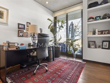 Casa en venta de 5 dorm. en Lo Barnechea