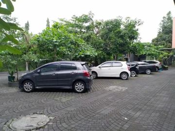 Rumah Induk 5kt+22 Kost Exclusive Strategis jl kaliurang km 6 dkt UGM