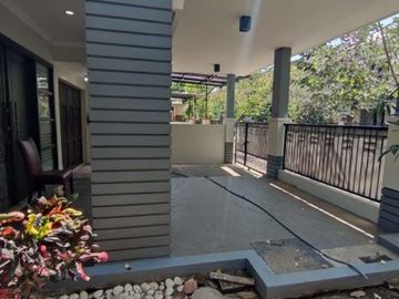 Disewakan Rumah Minimalis 2 Lt &rdquo;Central Park Ahmad Yani&rdquo;