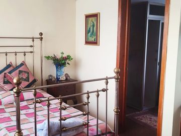 VENTA DE CASA DE 5 RECAMARAS CON JARDIN DE 500 M2 sobre Blvd. San Felipe