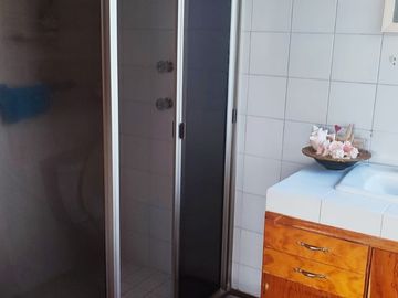 VENTA DE CASA DE 5 RECAMARAS CON JARDIN DE 500 M2 sobre Blvd. San Felipe
