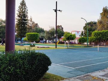 VENTA DE CASA DE 5 RECAMARAS CON JARDIN DE 500 M2 sobre Blvd. San Felipe