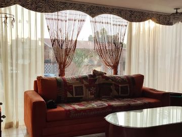 VENTA DE CASA DE 5 RECAMARAS CON JARDIN DE 500 M2 sobre Blvd. San Felipe