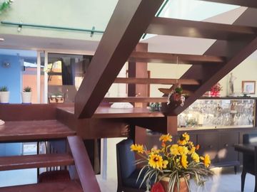 VENTA DE CASA DE 5 RECAMARAS CON JARDIN DE 500 M2 sobre Blvd. San Felipe