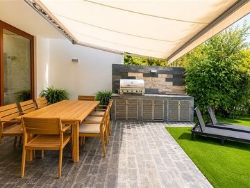 Casa en venta de 4 dorm. en Vitacura