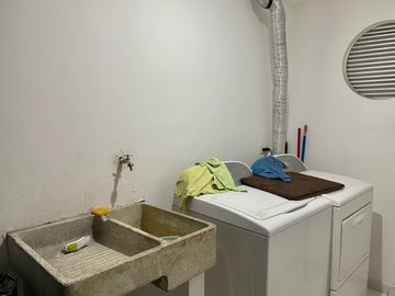 DEPARTAMENTO EN VENTA  COLONIA AMERICANA