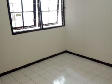 Rumah Siap Huni Bagus di Sektor 5 Bintaro Jaya | GB 7152 - RS
