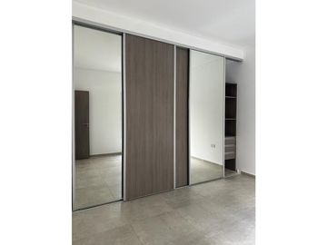 Hermosa Casa a Estrenar